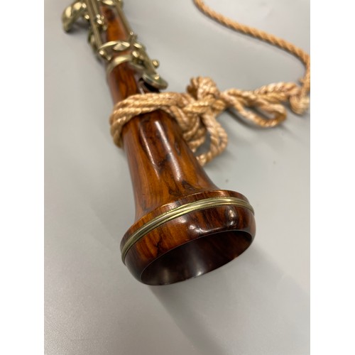 500 - GOOD QUALITY LATE 19TH CENTURY ROSEWOOD OBOE