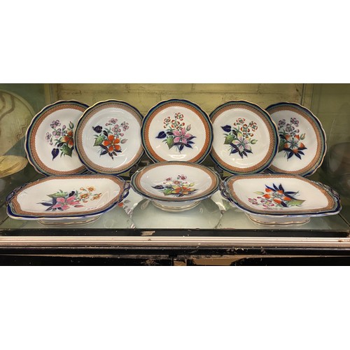 522 - 19TH CENTURY OPAQUE PORCELAIN PLATES AND PAIR OF PEDESTAL BOWLS DECORATED WITH BOTANICAL SPRAYS