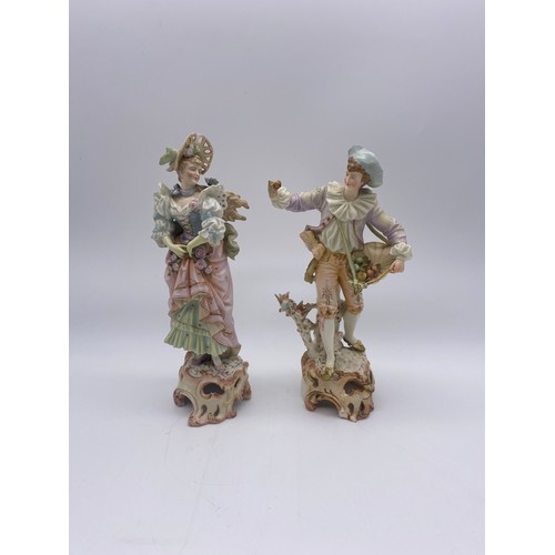 819 - PAIR OF CONTINENTAL 18TH CENTURY STYLE FIGURES A/F 23CM & 22CM H