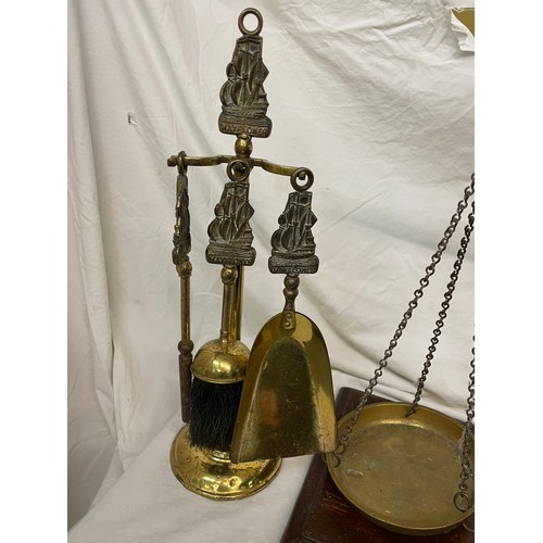 399 - BRASS PARNELL AND SONS BRISTOL BRASS PAN SCALES AND MAYFLOWER GALLEON COMPANION SET