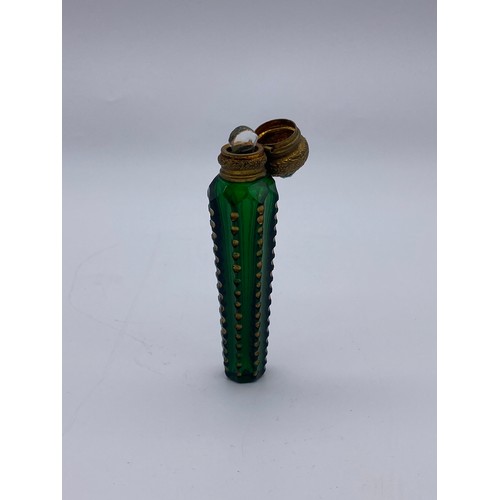 849 - VICTORIAN GREEN PANELLED AND GILT TAPERED SCENT BOTTLE WITH GILT METAL HINGED TOP