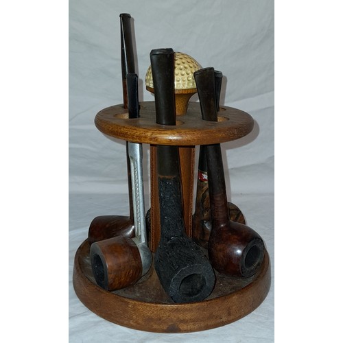 809 - CARROUSEL PIPE RACK WITH VARIOUS PIPES AND CIGAR STORAGE CASE