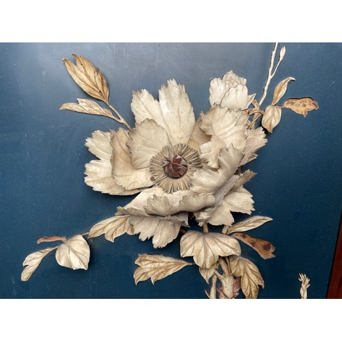 311A - PAIR OF JAPANESE 3D PANELS OF CHRYSANTHEMUM IN AN ORNATE CARVED FRAME AS FOUND 38CM X 60CM APPROX