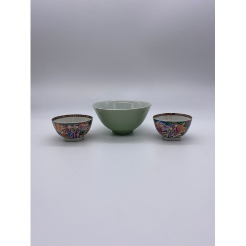 762 - TWO CHINESE ROSE MANDARIN TEA BOWLS AND A CELADON GREEN GLAZED BOWL