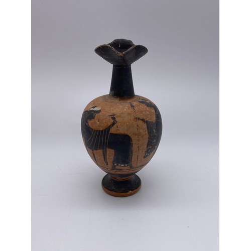 813 - GREEK CERAMIC OINOCHOE AND OTHER EARLY POTTERY VESSELS