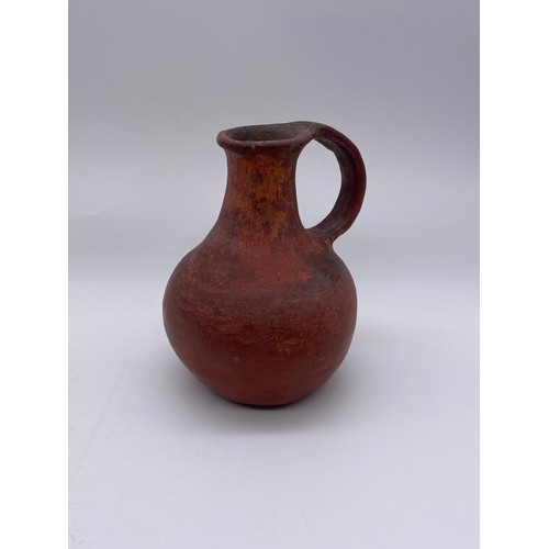 813 - GREEK CERAMIC OINOCHOE AND OTHER EARLY POTTERY VESSELS