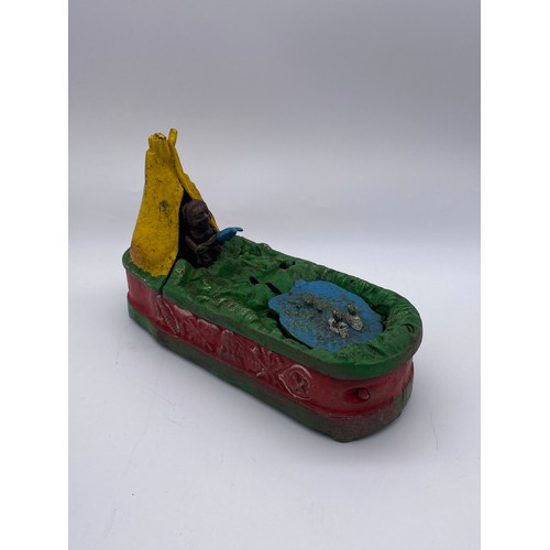 818 - CAST IRON MECHANICAL FEEDING FROG AND TEPEE MONEY BANK AND MINIATURE COFFRE FORT SAFE MONEY BOX