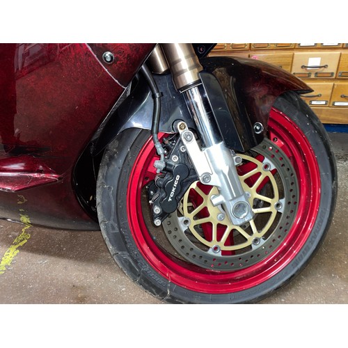 1 - CUSTOM RED FINISH KAWASAKI ZX-12R MOTOR CYCLE REGISTRATION PF05 BBX, MOT EXPIRED IN APRIL 2023, 1.19... 