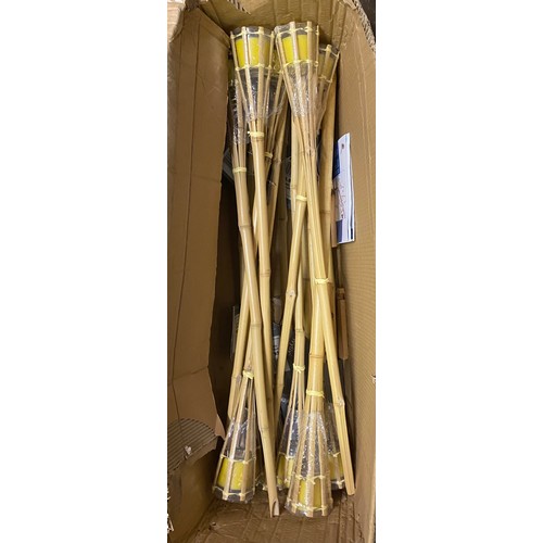 191A - QUANTITY OF TIKI STYLE GARDEN TORCHES