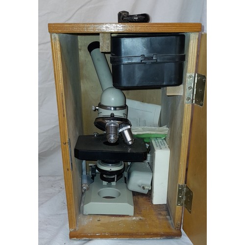 822A - CASED NOMO BIOLAM MICROSCOPE