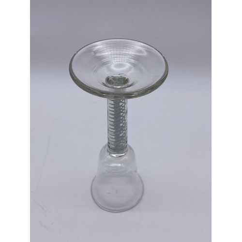 870 - WINE GLASS WITH A DOUBLE OPAQUE AIR TWIST STEM