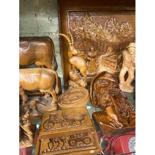 545 - CARVED BAVARIAN STYLE FIGURES, ANIMALS AND RELIEF WALL PLAQUES