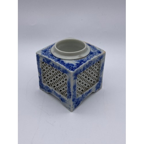 763 - CHINESE BLUE AND WHITE PATTERN CRICKET JARS AND TWO HEXAGONAL RETICULATED VASES