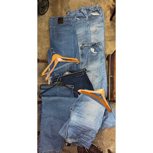 106 - SELECTION OF DENIM JEANS & CLOTHING