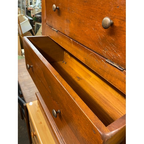 87 - HARDWOOD DROP DRAWER MEDIA UNIT