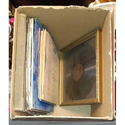 510 - SMALL BOX OF VINYL CLASSICAL RECORDS