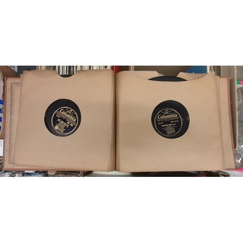 522 - TWO BINDERS OF FRANK SINATRA 78S