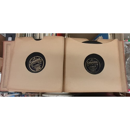 522 - TWO BINDERS OF FRANK SINATRA 78S