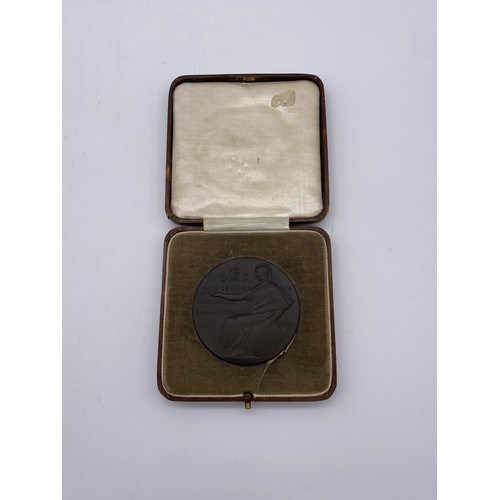 396 - BRONZE LONDON MIDLAND AND SCOTTISH RAILING NATIONAL EMERGENCY MEDAL 1926 - GENERAL STRIKE MEDALLION ... 