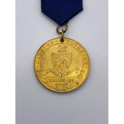 442 - KING GEORGE V CORONATION MEDAL CITY OF COVENTRY WILLIAM LEE - MAYOR - VICTORIA. 60 YEARS OF  HER REI... 