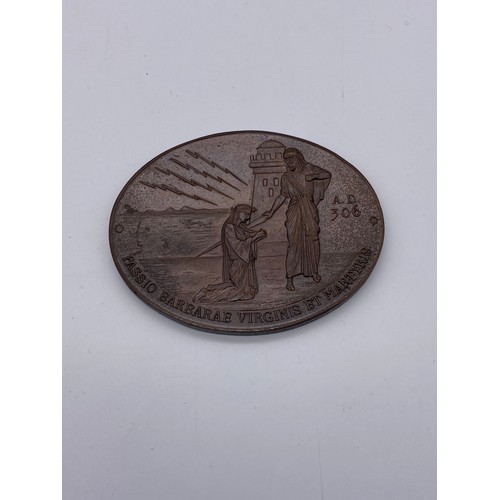 425 - BRONZE OVAl SANTA BARBARA UBIQUE MEDALLION