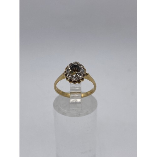 459 - 9CT GOLD RING (CENTRE STONE MISSING) 2.4G APPROX