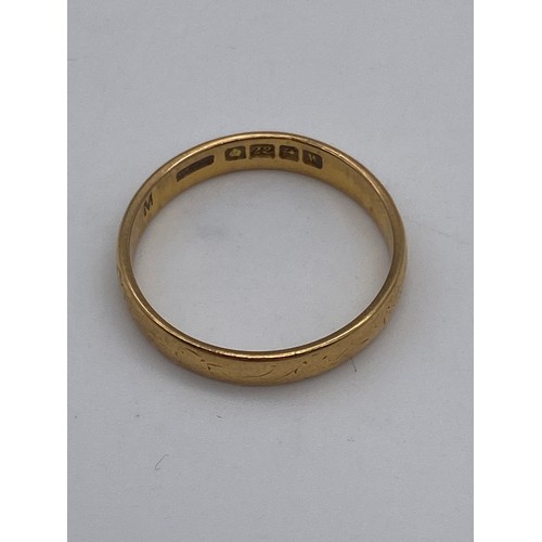 458 - 22CT GOLD WEDDING BAND 2.8G