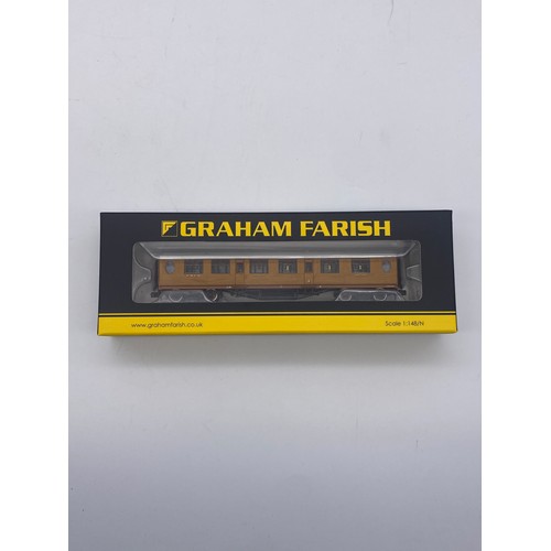 346 - FOUR GRAHAM FARISH 1.148/N GUAGE THOMPSONS FIRST CLASS CORRIDOR LNER TEAK CARRIAGES