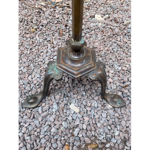 168 - EARLY 20TH CENTURY BRASS TRIPOD SMOKERS COMPANION STAND