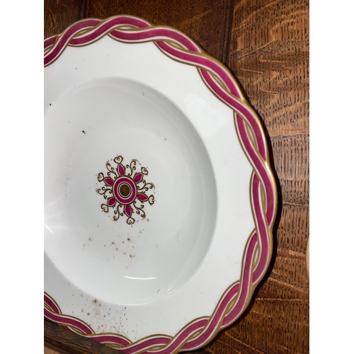 126 - TEN 19TH CENTURY SHALLOW BOWLS WITH INTER LACED PUCE & GILT BORDERS