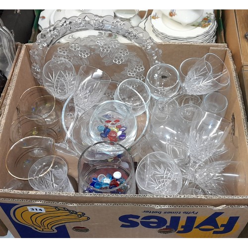 314 - CARTON - GLASSWARE INCLUDING LEMONADE SET, BOWLS AND WINE GLASSES