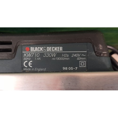 329 - BLACK AND DECKER PLANER