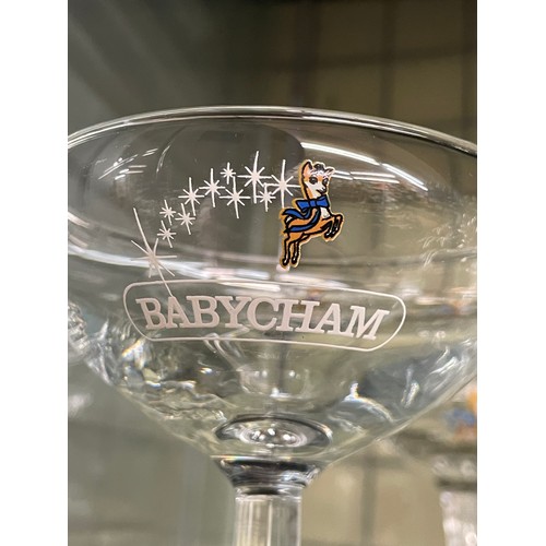 425 - SELECTION OF VINTAGE BABYCHAM ADVERTISING GLASSES UNBOXED