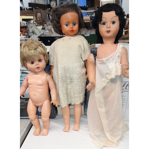 324 - BAG OF MID 20TH CENTURY RUBBER DOLLS