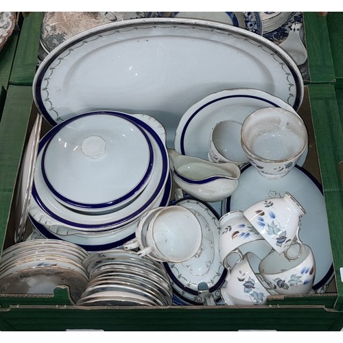 366 - LOSSLEWARE VENICE DINNER SERVICE, BLUE AND WHITE TRANSFER PRINTED DINNERWARES, COLCLOUGH BONE CHINA ... 