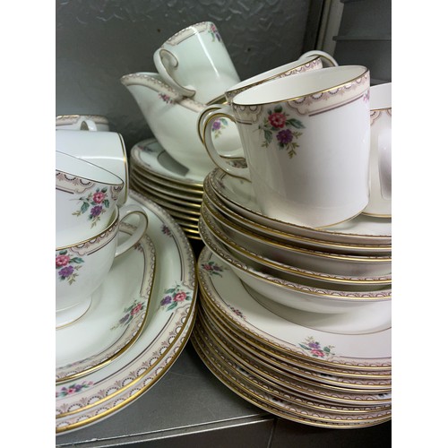 407 - WEDGWOOD MARKHAM BONE CHINA DINNER AND COFFEE SERVICE