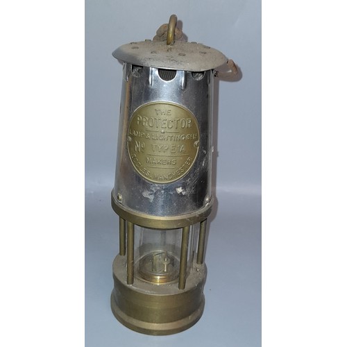 356 - ECCLES TYPE 1A MINERS SAFETY LAMP