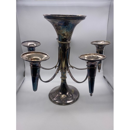 655 - EPNS COLLEGIATE FIVE BRANCH TRUMPET EPERGNE