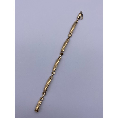 541 - 9CT GOLD LONG LINK BRACELET 13.5G APPROX