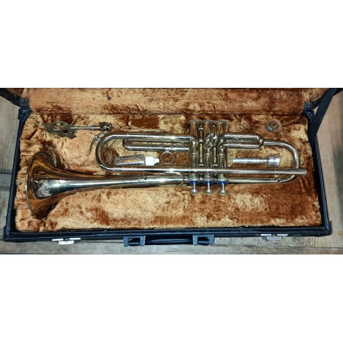 725 - CASED B&H 400 TRUMPET