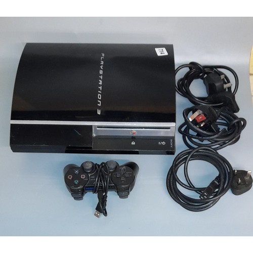 714 - SONY PLAYSTATION 3 WITH CONTROLLERS AND LEADS