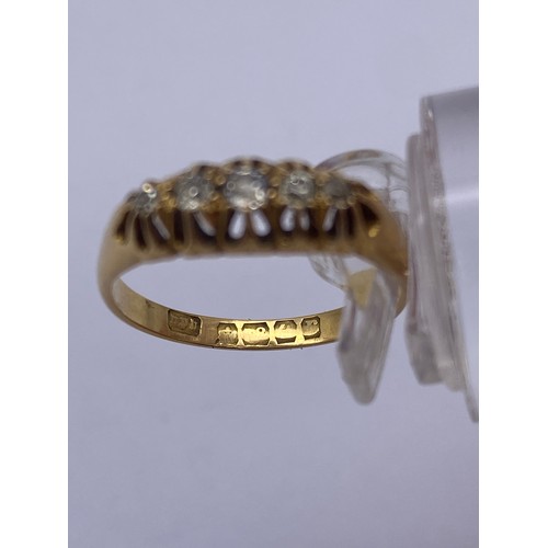 564 - 18 CT GOLD FIVE STONE DIAMOND RING SIZE P 3.1G APPROX