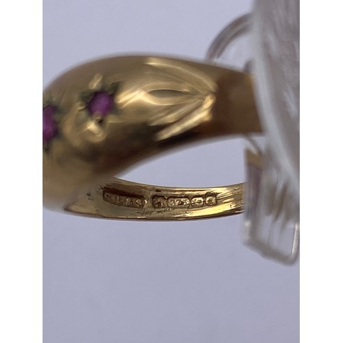 539 - 9CT GOLD THREE STONE GYPSY STYLE RING 2.8G APPROX