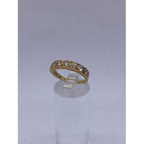 542 - STAMPED 750 18CT YELLOW GOLD SEVEN STONE DIAMOND RING SIZE L 3.2G APPROX