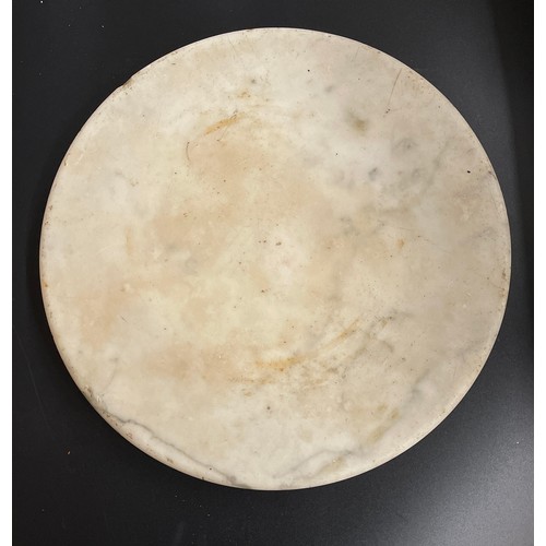 696 - CIRCULAR POLISHED MARBLE TRIVET