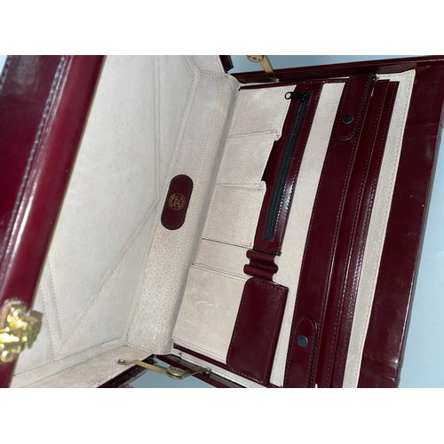 518 - AS NEW TOP GRAIN LEATHER OX BLOOD BRIEF CASE