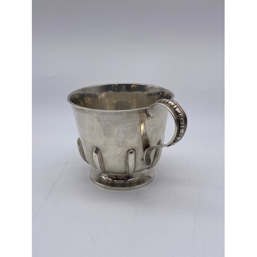 643 - LONDON SILVER HANDLED CUP 5.2OZ APPROX