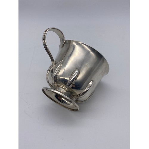 643 - LONDON SILVER HANDLED CUP 5.2OZ APPROX