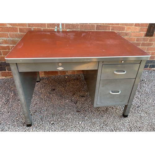 126 - MID 20TH CENTURY ART METAL SINGLE PEDESTAL DESK