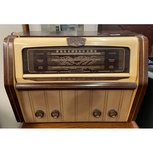 76 - REGENTONE MAINS RADIO RECORD PLAYER